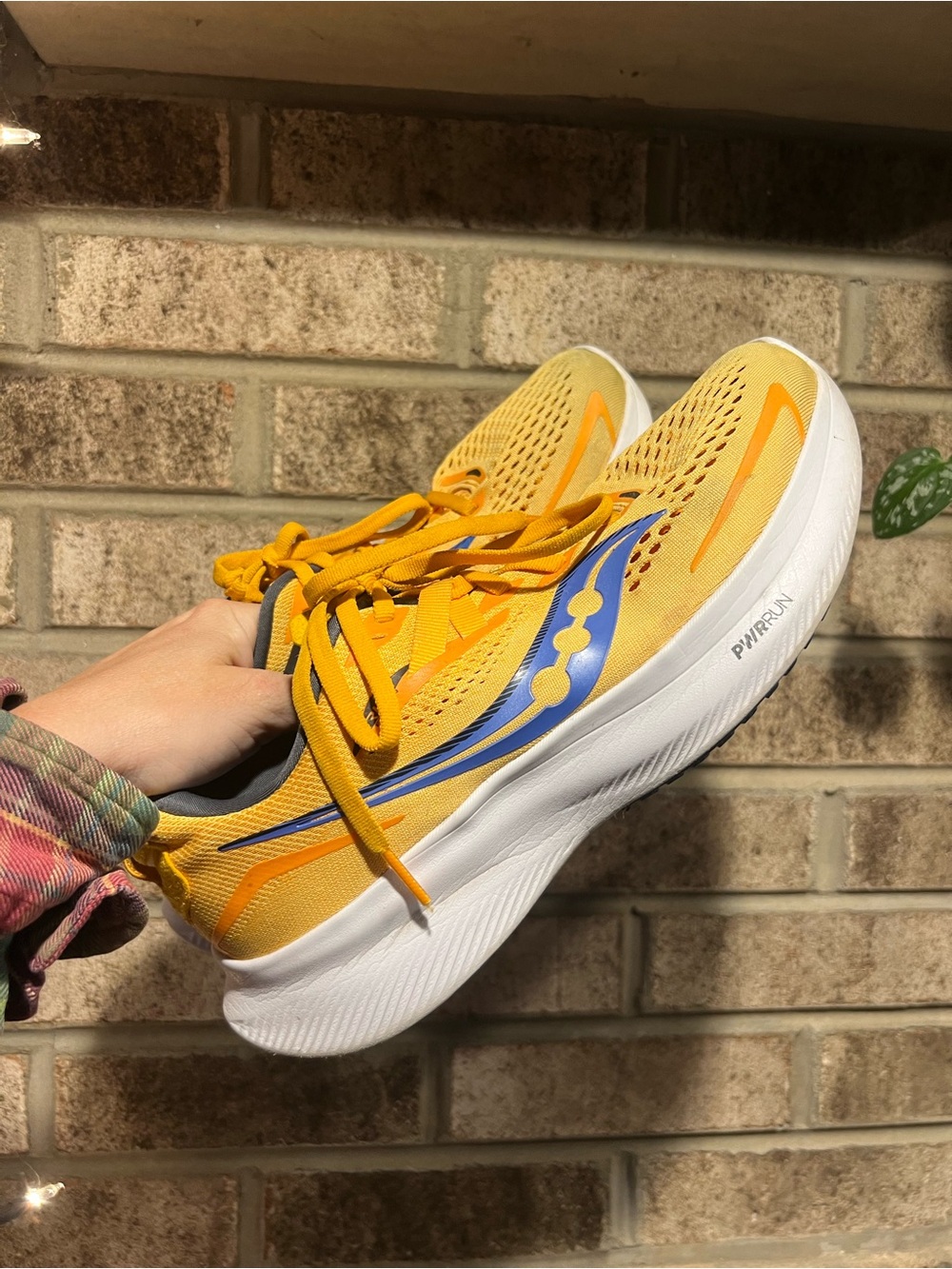 Saucony Ride 15 Womens Yellow Gold Horizon Running Shoes Sneakers